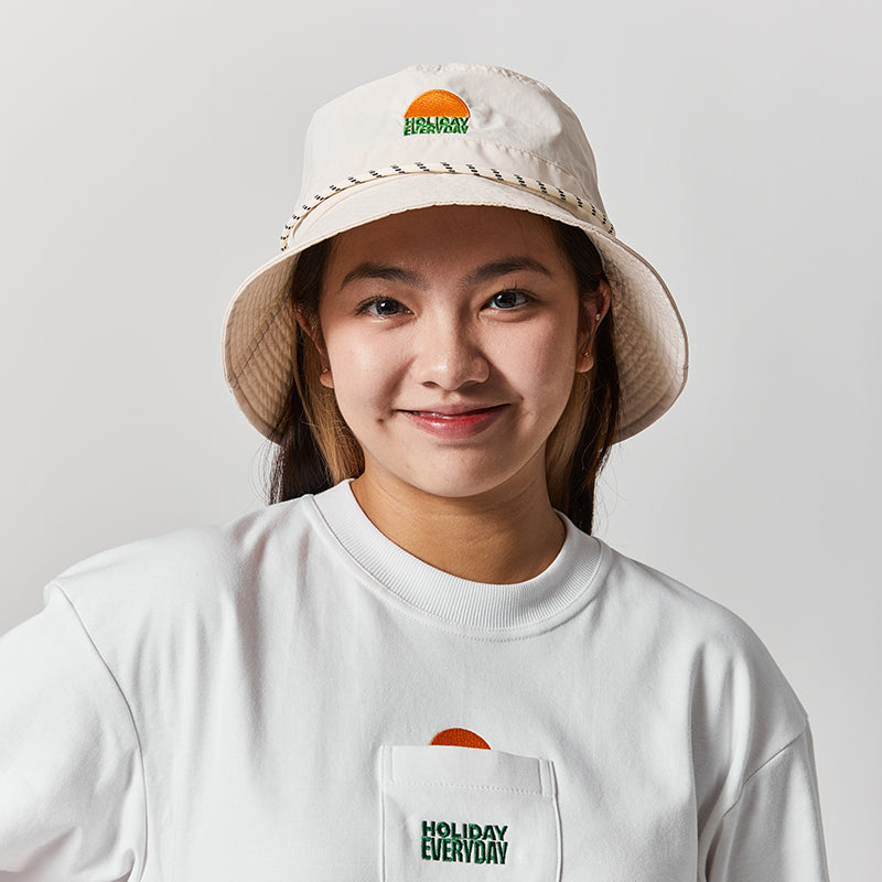 HOLIDAY, EVERYDAY | 4 Ways Bucket Hat ( Limited Edition )